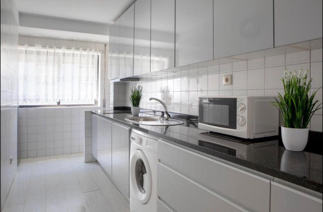 Belas Artes Apartment By Lovelystay Porto Luaran gambar